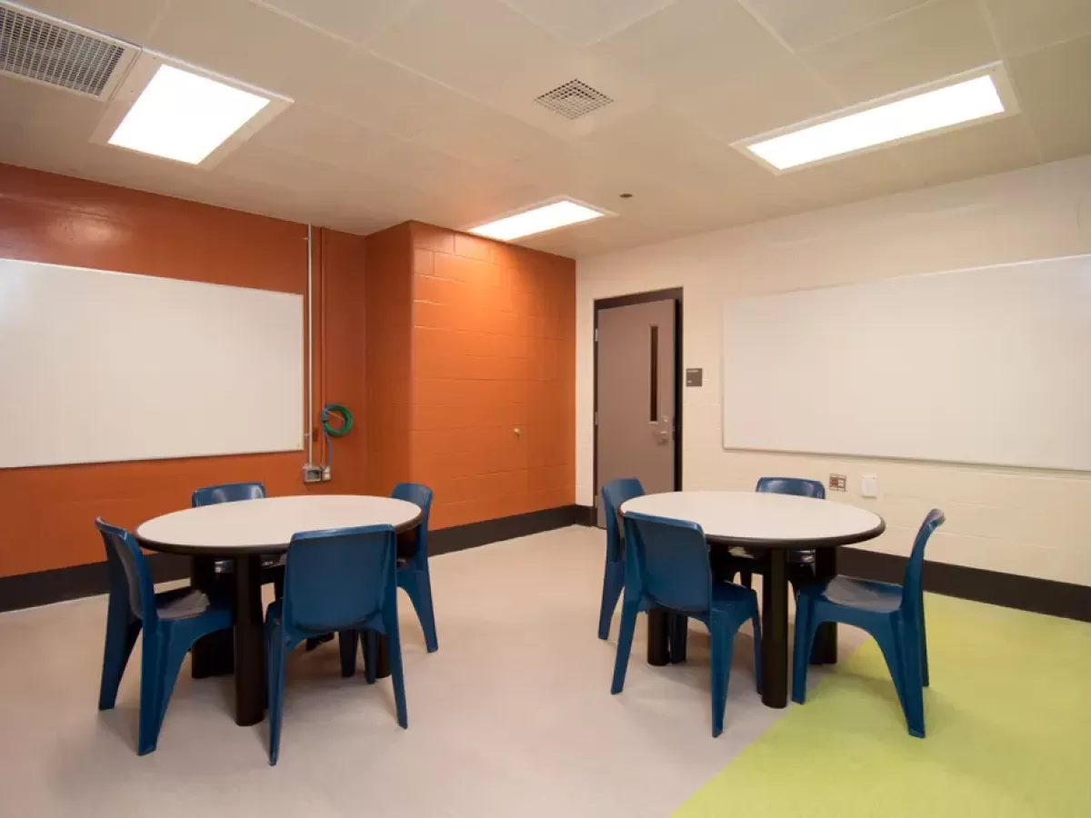 Stackable Classroom Chairs - SWS Group